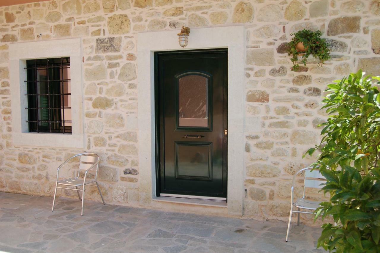 Faneromeni  Vrondos Apartments מראה חיצוני תמונה